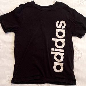 Adidas Boys Size 7 Black T-shirt